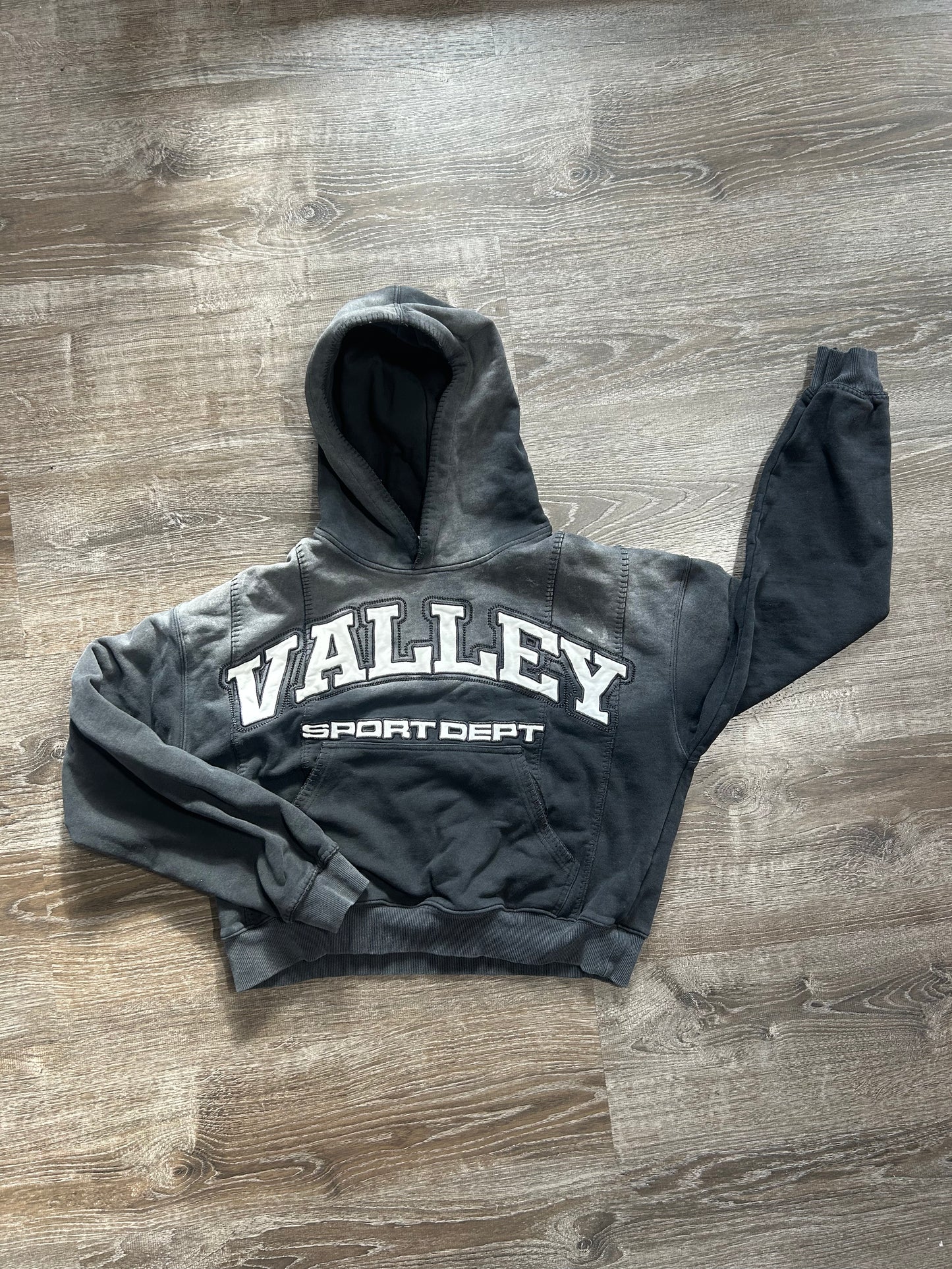 ‘Widow’ pullover