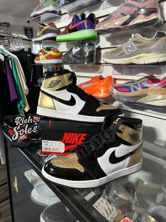 Gold Toe 1’s