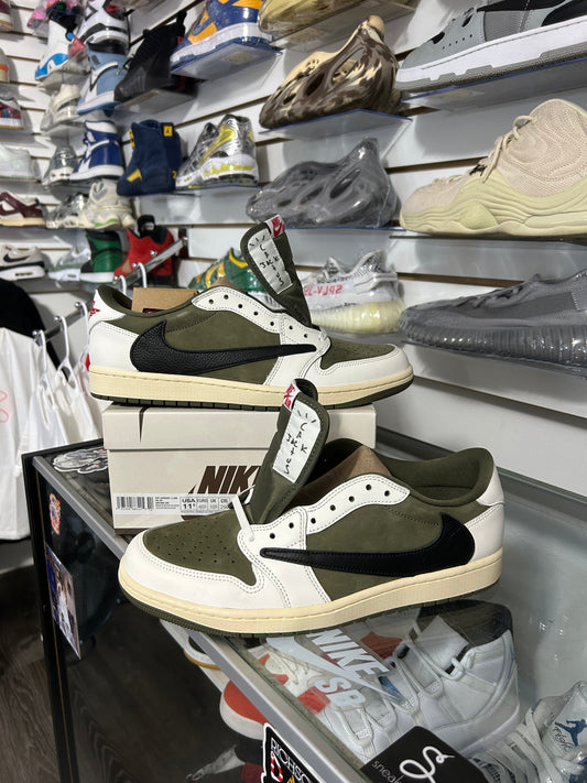 Travis Scott 1 Low ‘Medium Olive’