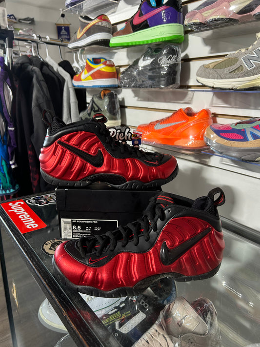 University Red Foamposite Pro