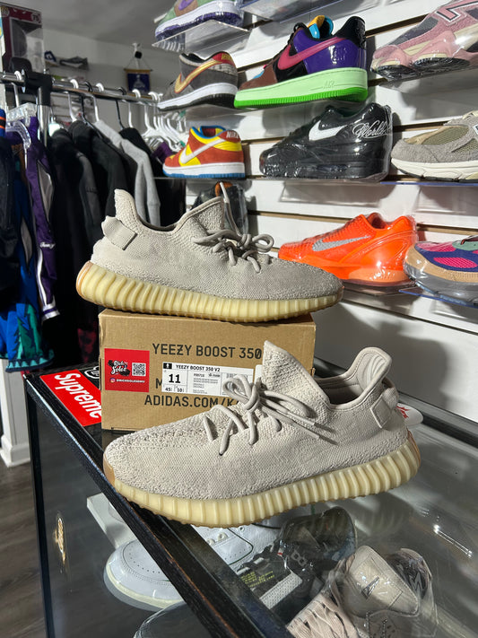YZY 350 V2 ‘Sesame’