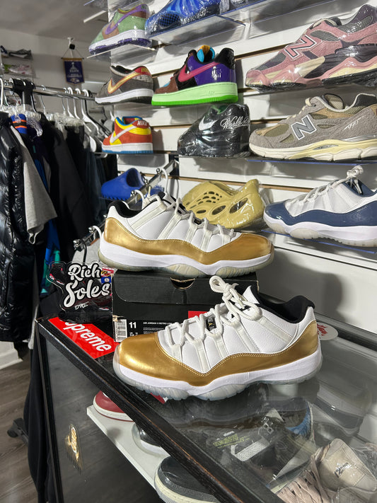 Gold Ceremony 11 Lows